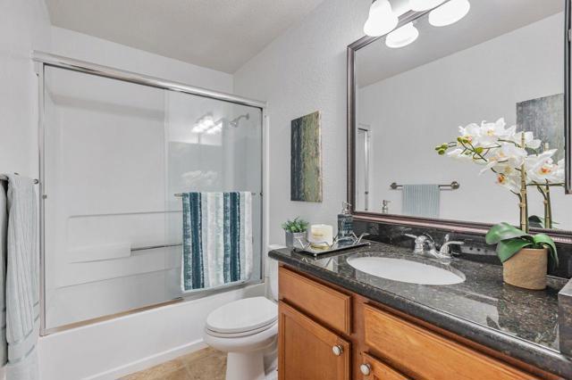 Image 21 of 43 For 1114 Yarwood Court