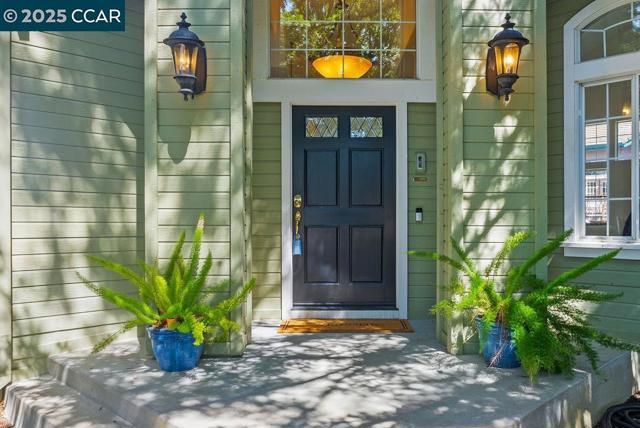 1120 Keith Drive, Concord CA: https://media.crmls.org/mediaz/b2183ba7-0cee-454f-8d3a-077505a951e4.jpg