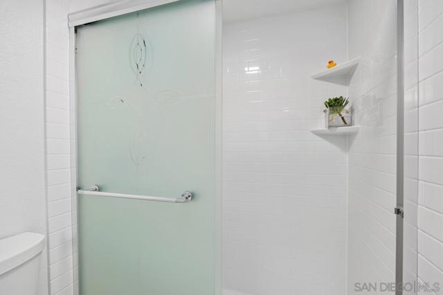 524 Via De La Valle H, Solana Beach CA: https://media.crmls.org/mediaz/b2184fec-bced-4fbe-827b-9e3d64eff580.jpg