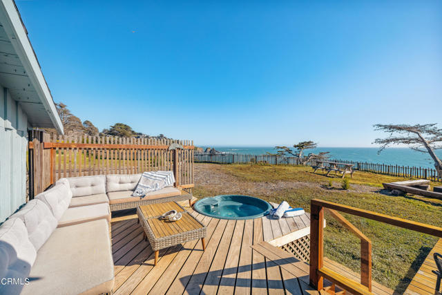 Detail Gallery Image 10 of 30 For 38000 Old Coast Hwy, Gualala,  CA 95445 - 2 Beds | 1 Baths