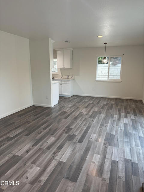 Detail Gallery Image 5 of 15 For 2100 Snow Ave, Oxnard,  CA 93036 - 4 Beds | 2 Baths