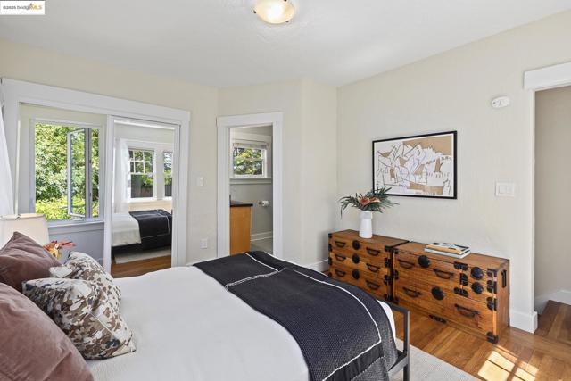 1081 Keith Ave, Berkeley CA: https://media.crmls.org/mediaz/b21a46a8-bf82-4d13-ba0c-5b45b134edad.jpg