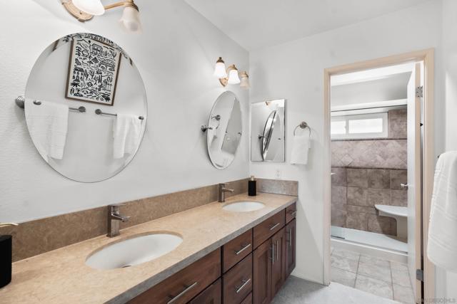 3943 Catamarca Dr, San Diego CA: https://media.crmls.org/mediaz/b21ae98a-6a4b-43b6-9742-7eb4bc5aa9dc.jpg
