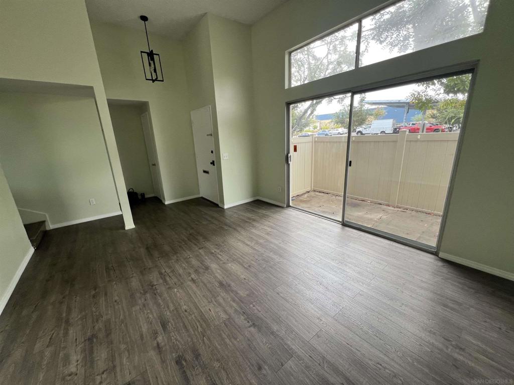 2772 Meadow Lark Dr - photo 4