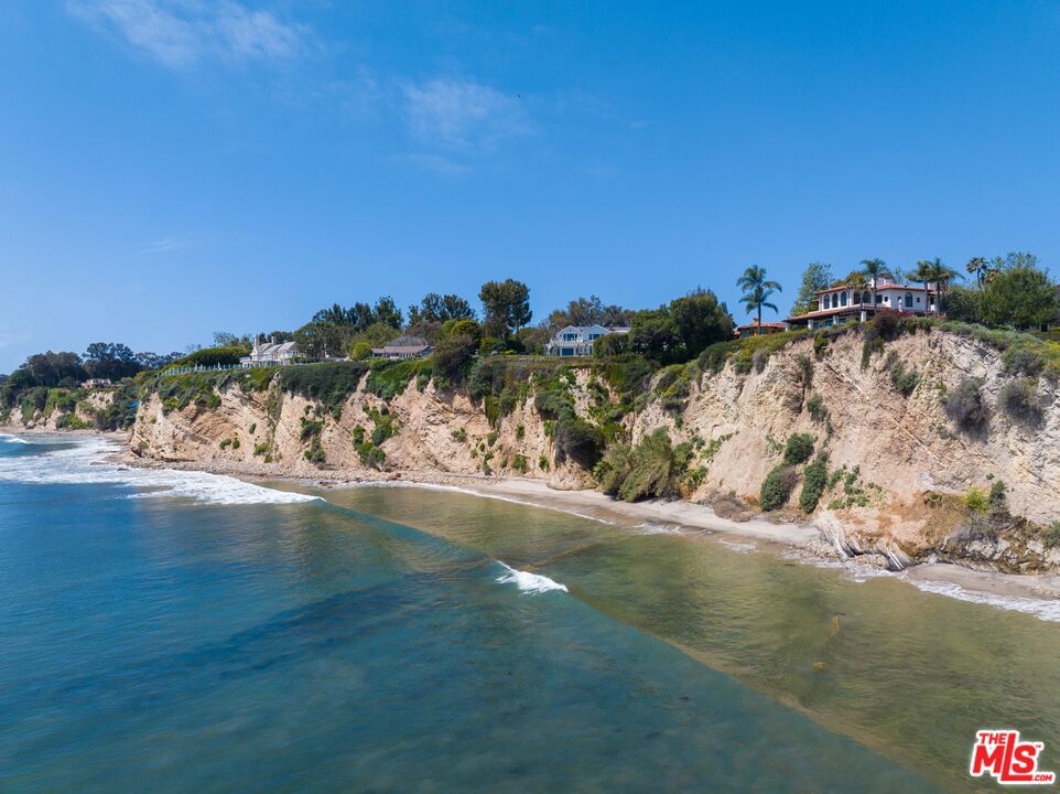 B21B1C0E Afcb 4995 Ad11 B9D9A2Bb24Cd 6848 Fernhill Drive, Malibu, Ca 90265 &Lt;Span Style='BackgroundColor:transparent;Padding:0Px;'&Gt; &Lt;Small&Gt; &Lt;I&Gt; &Lt;/I&Gt; &Lt;/Small&Gt;&Lt;/Span&Gt;