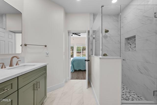 Detail Gallery Image 31 of 55 For 596 Fenwick Way #C,  Simi Valley,  CA 93065 - 3 Beds | 2/1 Baths