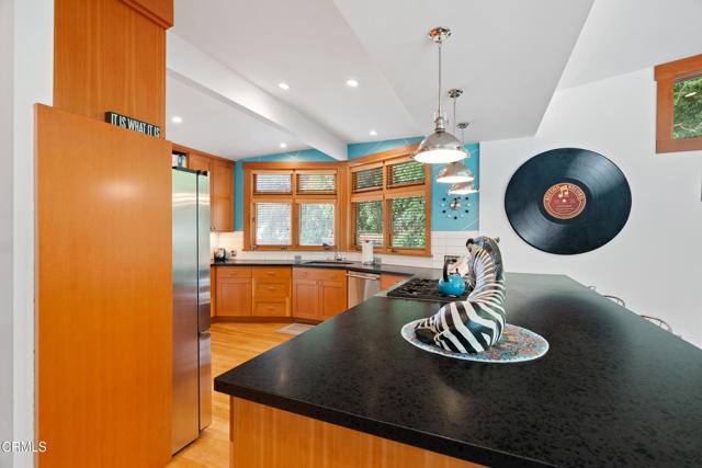 Detail Gallery Image 23 of 77 For 734 Skyland Dr, Sierra Madre,  CA 91024 - 3 Beds | 3 Baths