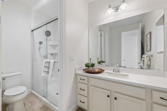 7152 Aubrey Way, Dublin CA: https://media.crmls.org/mediaz/b21ddb0e-1bbd-4c2d-ba4d-015254454e0b.jpg