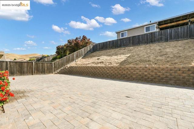 3120 Rio Viejo Drive, Bay Point CA: https://media.crmls.org/mediaz/b21e3434-35f5-45be-86e0-b5b3af088460.jpg
