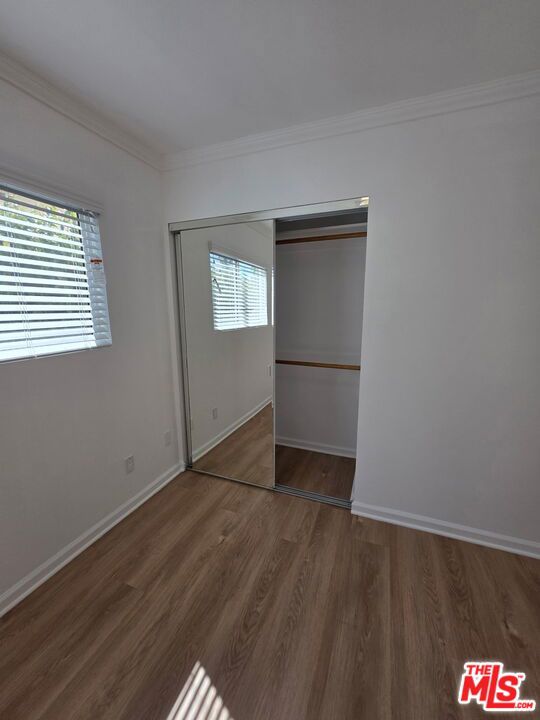 626 Broadway Street, Venice CA: https://media.crmls.org/mediaz/b21e7da2-f5f4-4bb8-84e4-99acf01a668a.jpg