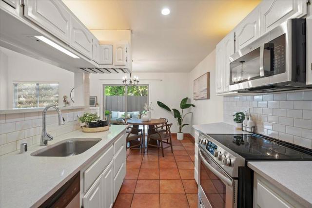 2650 Kentworth Way, Santa Clara CA: https://media.crmls.org/mediaz/b21e9e3e-a191-4e7d-a5ab-23c6168cdb9c.jpg