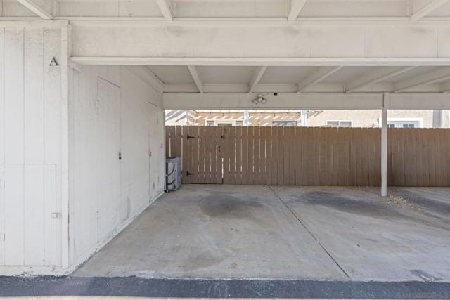 11941 Royal Rd, El Cajon CA: https://media.crmls.org/mediaz/b220622f-c29b-4fb6-877b-7d27d96d8696.jpg