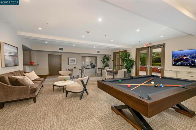 1800 Alma Ave, Walnut Creek CA: https://media.crmls.org/mediaz/b221ccb4-36c5-4b57-8833-cbe886974ec9.jpg