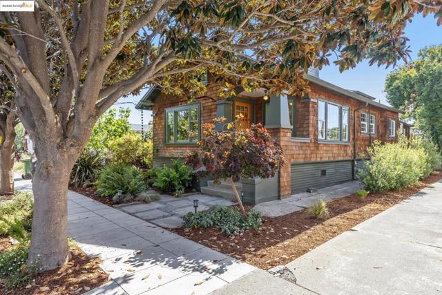 1350 Curtis St, Berkeley CA: https://media.crmls.org/mediaz/b222e490-2886-487d-9f9f-49e4cdbfb8cb.jpg