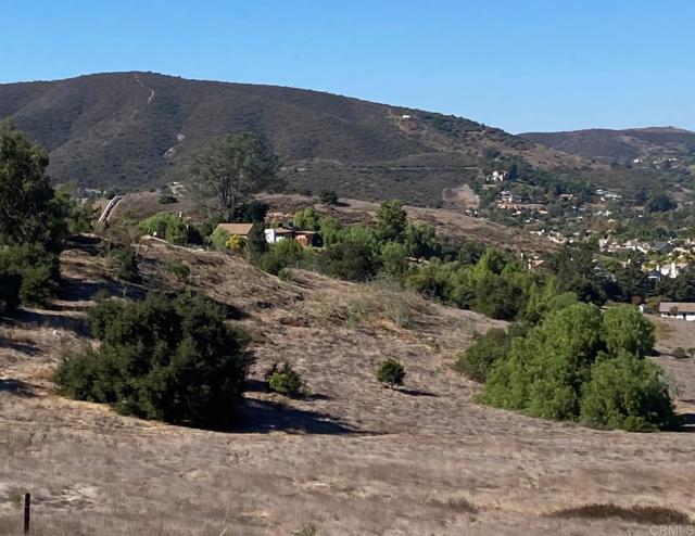 Listing Details for 1320 Richland Rd, San Marcos, CA 92069