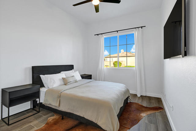 Image 23 of 40 For 43179 Corte Del Oro