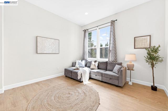 3651 Branding Iron Pl, Dublin CA: https://media.crmls.org/mediaz/b22441bd-a117-41dd-88bf-0afac7615ed3.jpg