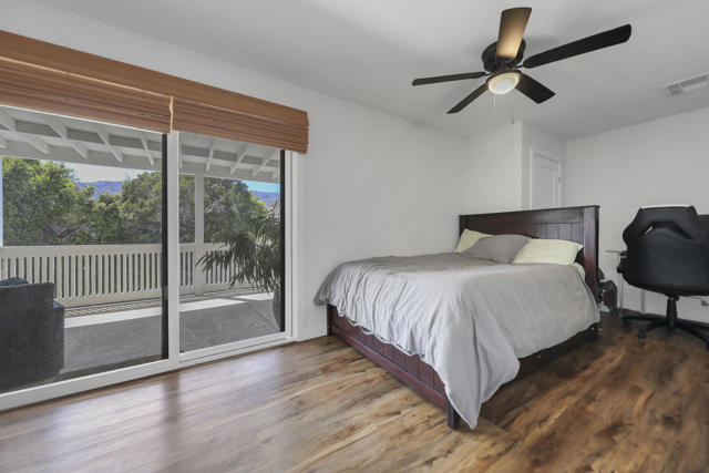 39 Country Club Drive, Palm Desert CA: https://media.crmls.org/mediaz/b22444f1-6008-4448-98fb-0a12e7d314c1.jpg