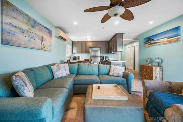 2808 Bayside Walk, San Diego CA: https://media.crmls.org/mediaz/b22483cf-8219-4a5c-9986-984c79b5a7af.jpg
