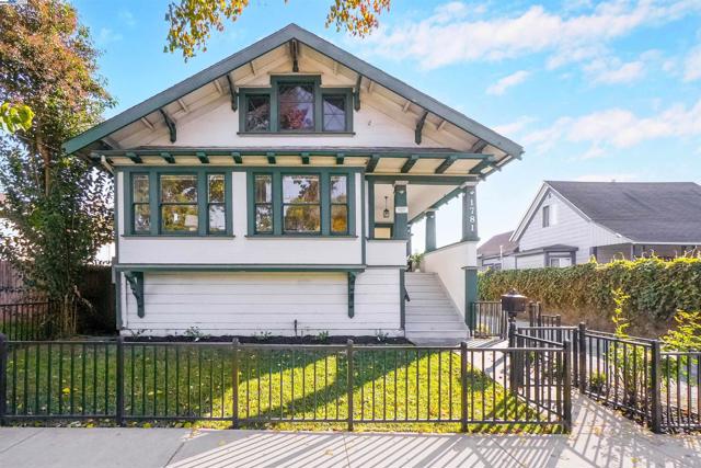 1781 B St, Hayward CA: https://media.crmls.org/mediaz/b225391a-f5d5-492d-ba1e-55e2eeb82f58.jpg