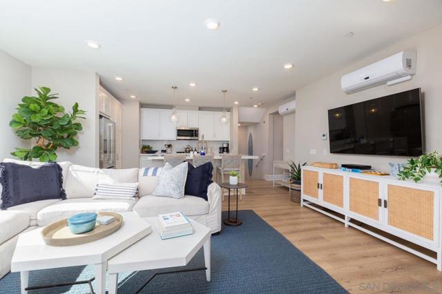 827 Jersey Court, San Diego CA: https://media.crmls.org/mediaz/b225627e-01ea-4c03-b0b0-d5a48701f457.jpg