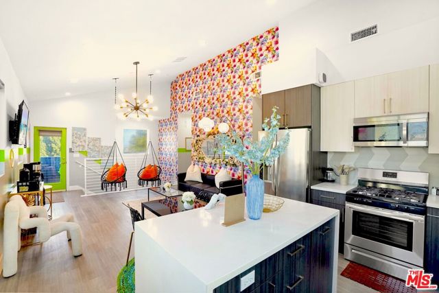 5853 Vineland Avenue, North Hollywood CA: https://media.crmls.org/mediaz/b2256e71-b51e-4f7f-b0c5-6b9f5f0b09b0.jpg