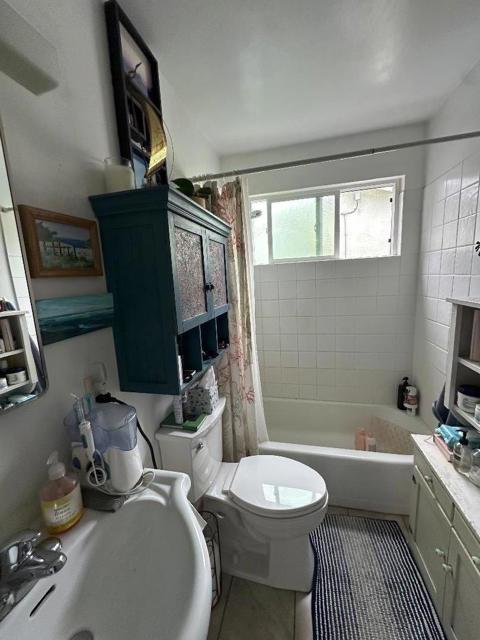 609 Congress Avenue, Pacific Grove CA: https://media.crmls.org/mediaz/b225a3fd-6653-4cec-a477-5954408d3d7b.jpg