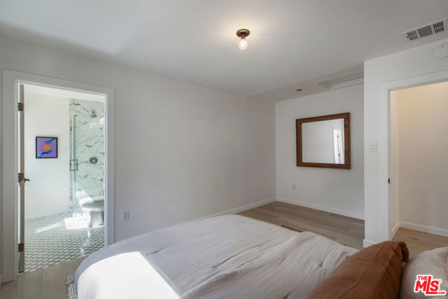 2634 Rich Street, Los Angeles CA: https://media.crmls.org/mediaz/b225cd9a-0b0a-4ec9-a0a9-ae0416324793.jpg
