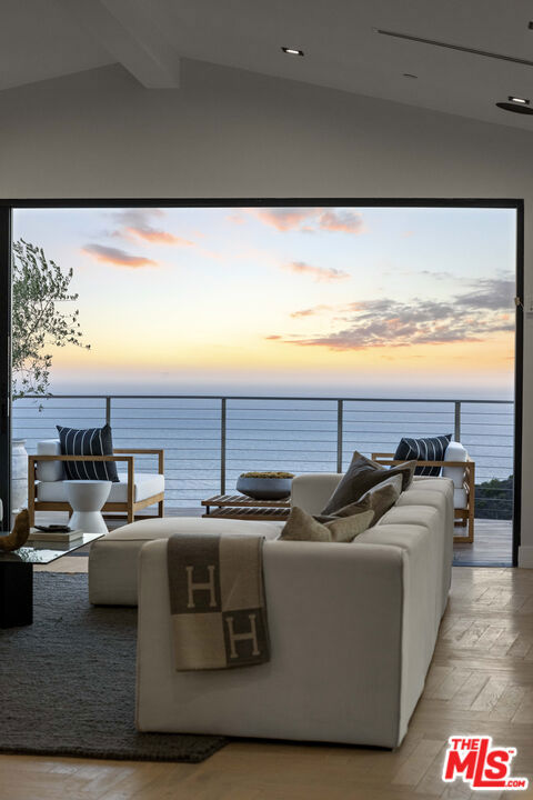 Drew Fenton | 5877 Trancas Canyon Road Malibu CA | MLS: 7227425 Drew Fenton | 5877 Trancas Canyon Road Malibu CA | MLS: 7227425