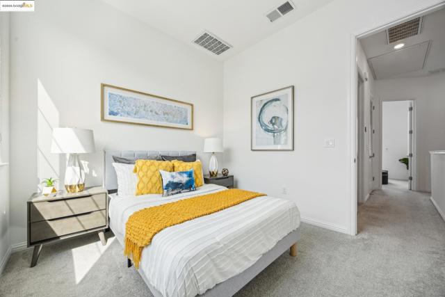 2823 Cathwood Ln, Alameda CA: https://media.crmls.org/mediaz/b225fd86-7fa0-4f26-86c8-58810751e679.jpg