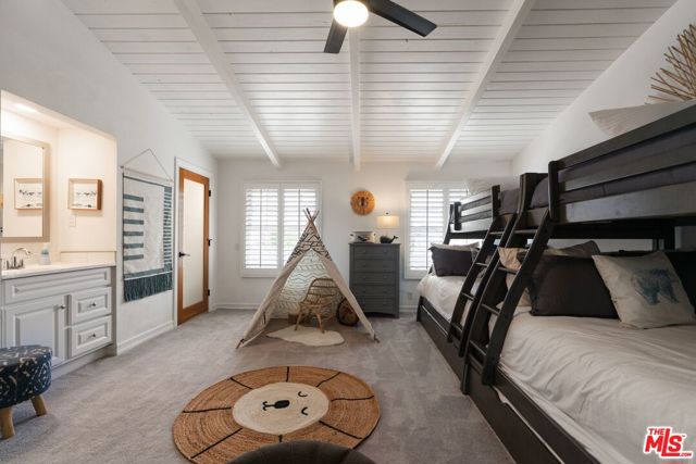 3011 Clune Avenue, Venice CA: https://media.crmls.org/mediaz/b2267382-517d-4aa7-95f4-adca01b6059e.jpg