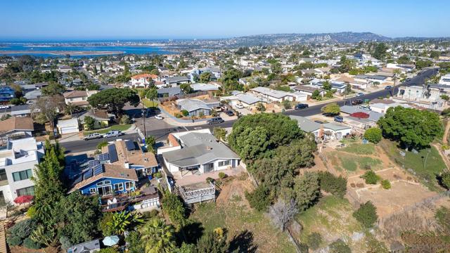 2585 Cowley Way, San Diego CA: https://media.crmls.org/mediaz/b2267fcf-0dfe-4ddd-9114-944c0b0817d6.jpg