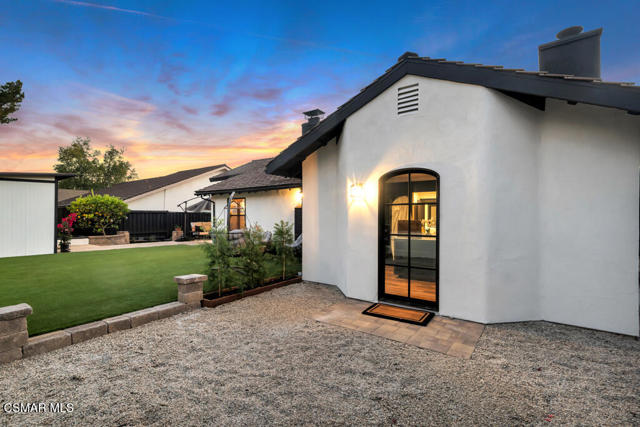 3032 E Black Hills Court, Westlake Village CA: https://media.crmls.org/mediaz/b2283bca-e44c-47ad-8877-bba779defcd2.jpg