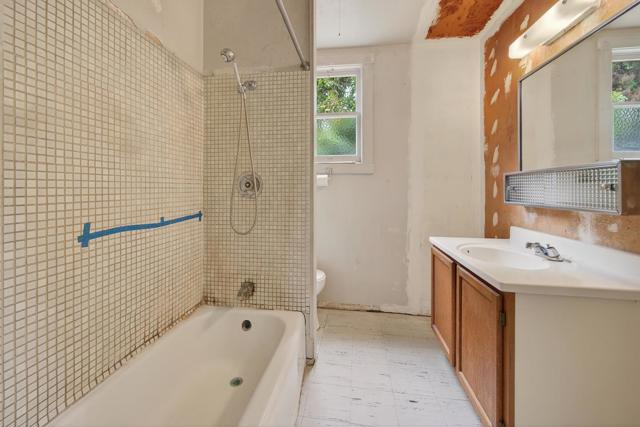 3475 N Main Street, Soquel CA: https://media.crmls.org/mediaz/b228d4b1-c791-40da-b2c6-bc0741b703f9.jpg