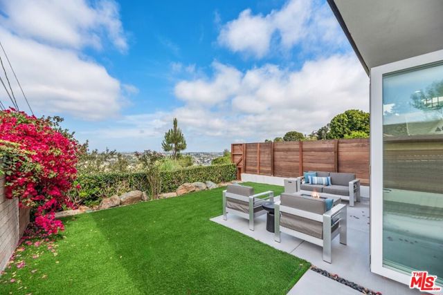 5830 Desert View Drive, La Jolla CA: https://media.crmls.org/mediaz/b2296219-d835-4bb5-8c1c-a90b106b55b3.jpg