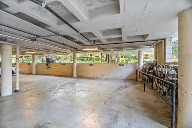 1100 Sharon Park Drive, Menlo Park CA: https://media.crmls.org/mediaz/b22b4443-a6ff-413f-bb4d-64c708c52499.jpg