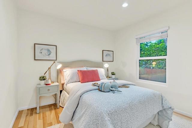 4725 Saratoga Avenue, San Diego CA: https://media.crmls.org/mediaz/b22b8bb9-6b38-452f-a8dc-d00ac8b941f0.jpg