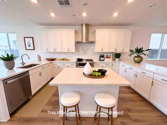 10349 Baldy Dr, Stockton CA: https://media.crmls.org/mediaz/b22b9c07-75d1-4c89-8f90-b0cb15cad8c3.jpg