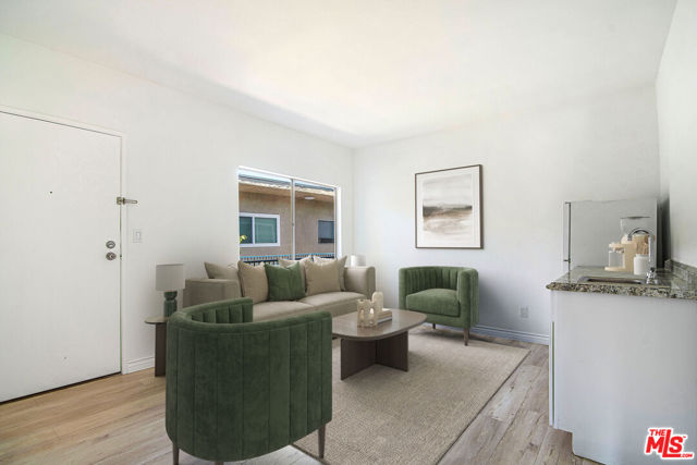 14560 Clark Street, Sherman Oaks CA: https://media.crmls.org/mediaz/b22c3b0c-87ca-408a-abcf-61161f9905a0.jpg
