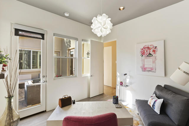 79918 Mission E Drive, La Quinta CA: https://media.crmls.org/mediaz/b22c8b68-d8b7-401e-a581-1000a4c0db17.jpg