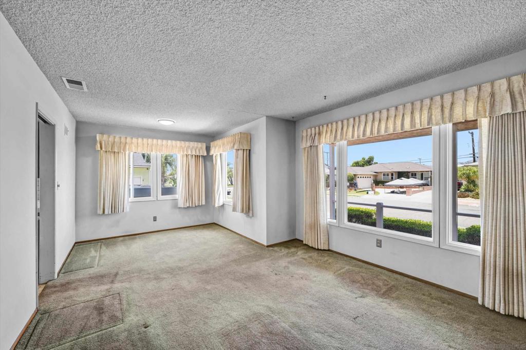 5533 Elgin Ave - photo 7