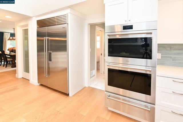 2200 Tice Valley Blvd +3BR ADU, Walnut Creek CA: https://media.crmls.org/mediaz/b22eb01e-99c6-4492-a702-3dd60b61ffda.jpg