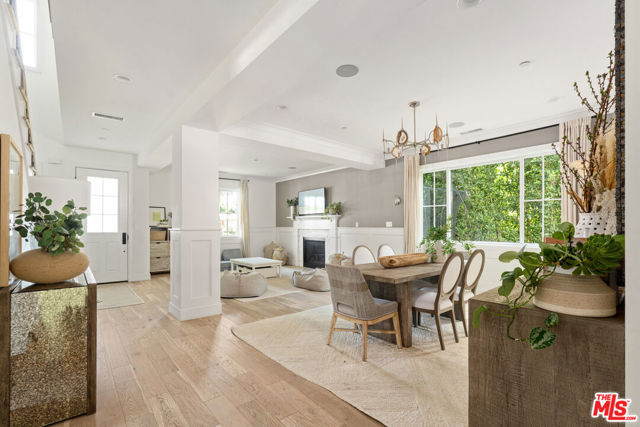 Image 4 of 39 For 11813 Woodbine Avenue