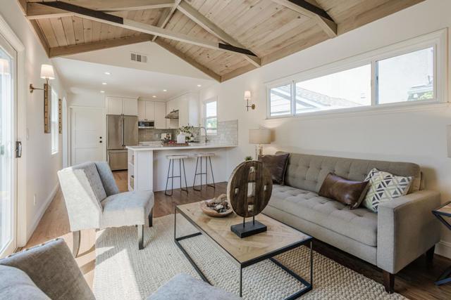 1525 Kalmia Street, San Mateo CA: https://media.crmls.org/mediaz/b2318427-ac40-4e37-acfe-670a456142d5.jpg