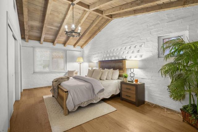 3691 Laguna Avenue, Palo Alto CA: https://media.crmls.org/mediaz/b2325580-ee4f-4cd6-82bc-08f3b8d2c484.jpg