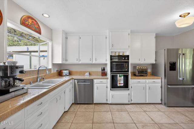 Detail Gallery Image 16 of 51 For 165 Feliz Dr, Oak View,  CA 93022 - 4 Beds | 2 Baths