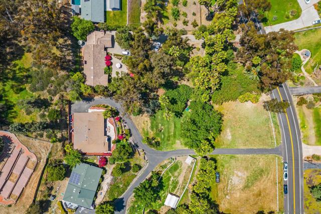11461 Fuerte Farms Rd, El Cajon CA: https://media.crmls.org/mediaz/b232d1ac-9bf1-423a-99b3-67c2d2f35377.jpg