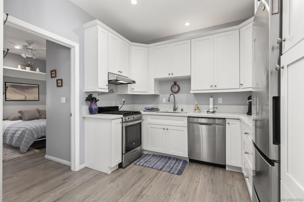 MLS #250036423SD img 25