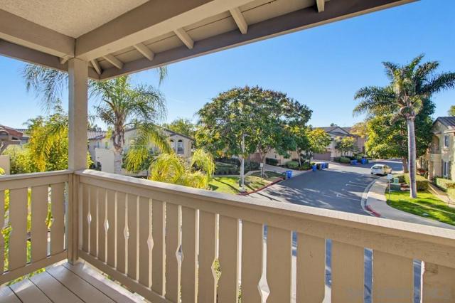6377 Alexandri Cir, Carlsbad CA: https://media.crmls.org/mediaz/b233f544-f42a-4394-83cd-7a34c092fe2f.jpg