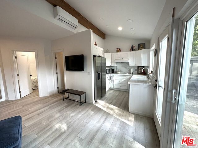 22535 Sylvan Street, Woodland Hills CA: https://media.crmls.org/mediaz/b2345fc6-5b3c-4369-bf65-a1f3c83c32f0.jpg